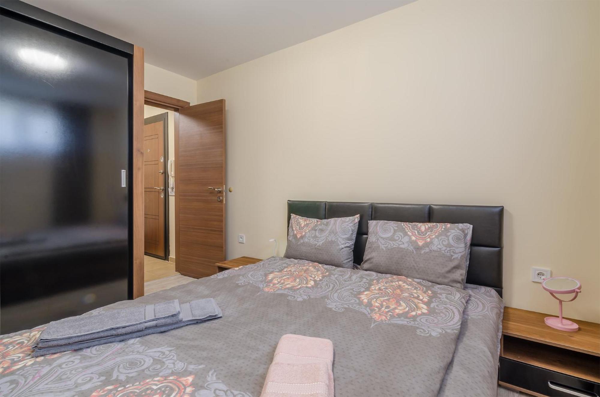 Apartamento Brizy Varna Exterior foto